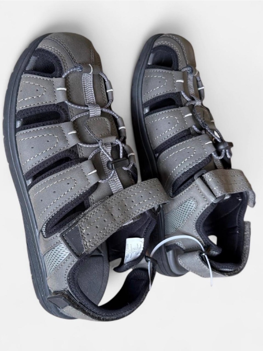 Lands End men’s gray size 9 extra wide casual sport closed toe sandal.